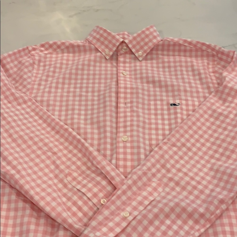 Vineyard Vines long sleeve button down shirt